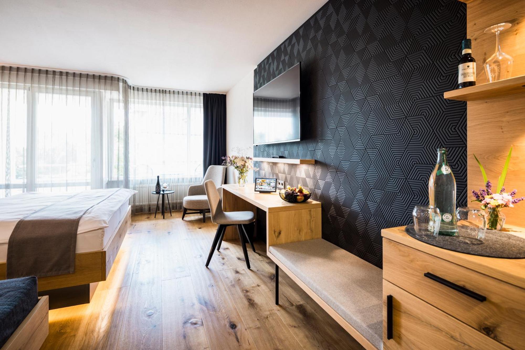 Wirthshof Hotel & Chalets Markdorf Luaran gambar