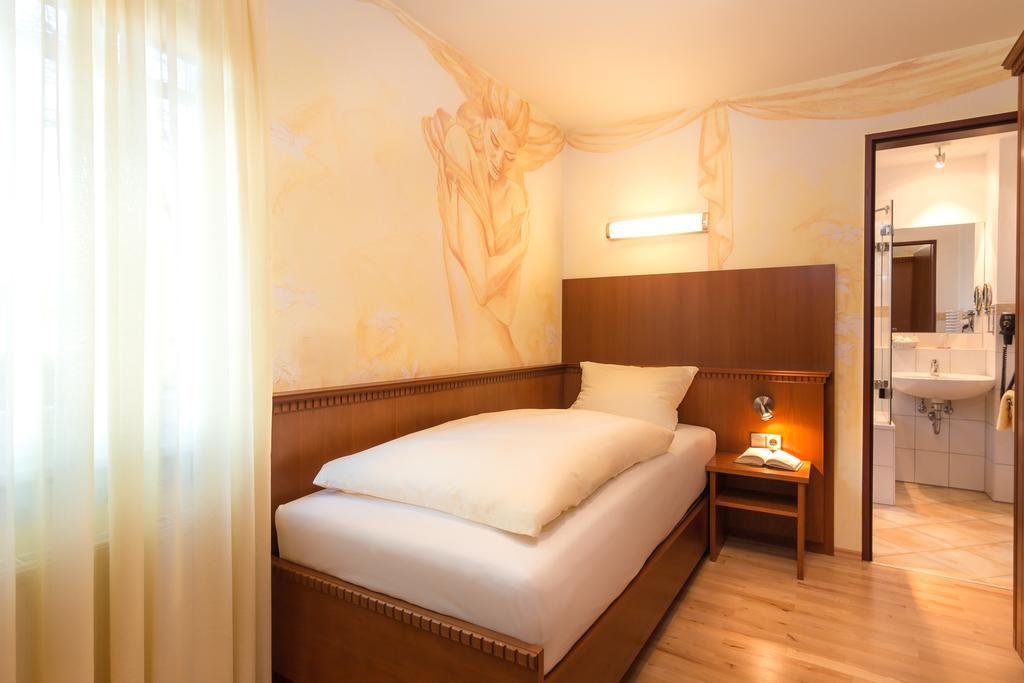Wirthshof Hotel & Chalets Markdorf Luaran gambar